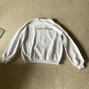 UO crewneck, size small